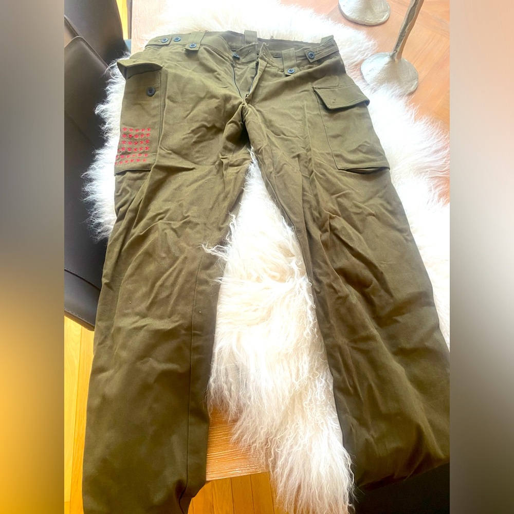 GC Ovadia and Sons Olive Green Chino Cargo Pants in men’s SZ 30!!